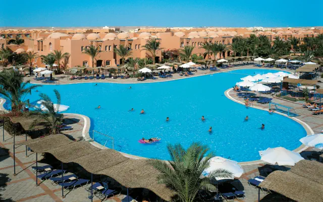  Jaz Makadi Oasis Resort 