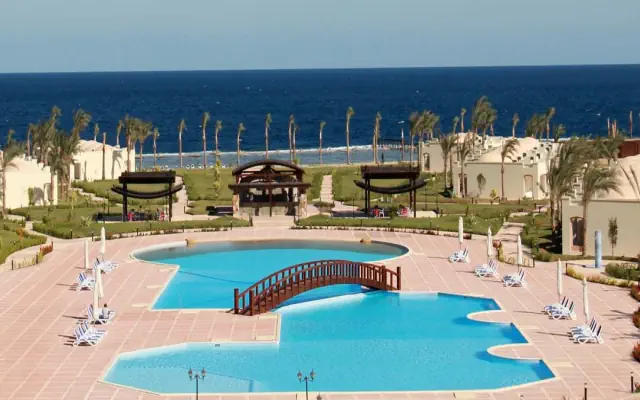 Amarina Queen Resort