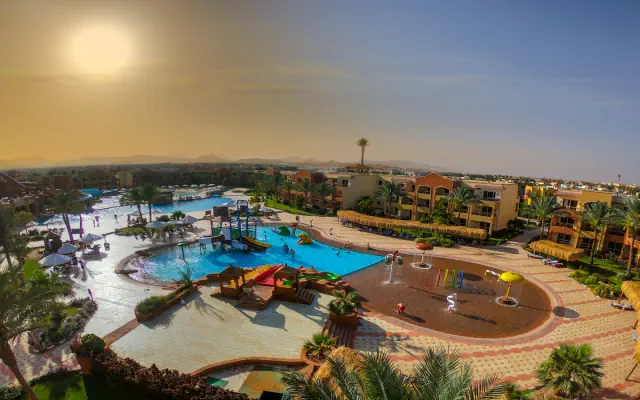 Regency Plaza Aqua Park Spa