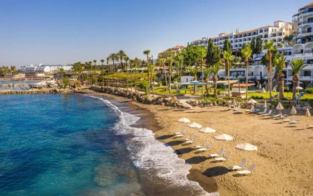 Coral Beach & Resort (Paphos)
