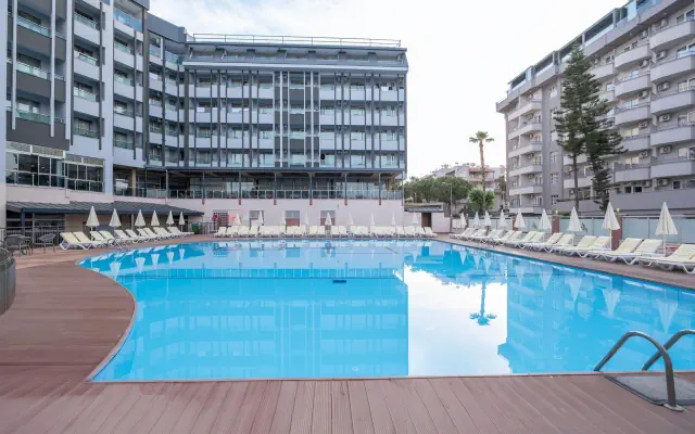 Ananas (Alanya)
