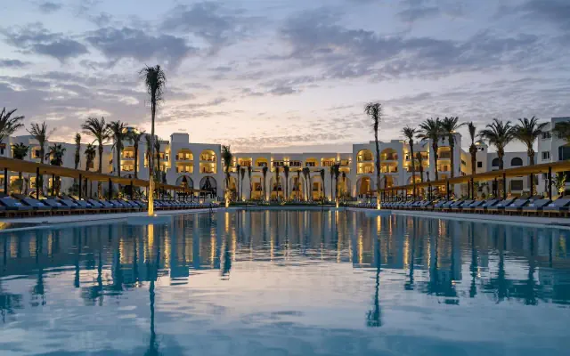 Serry Beach Resort (ex. Sindbad Beach Resort)