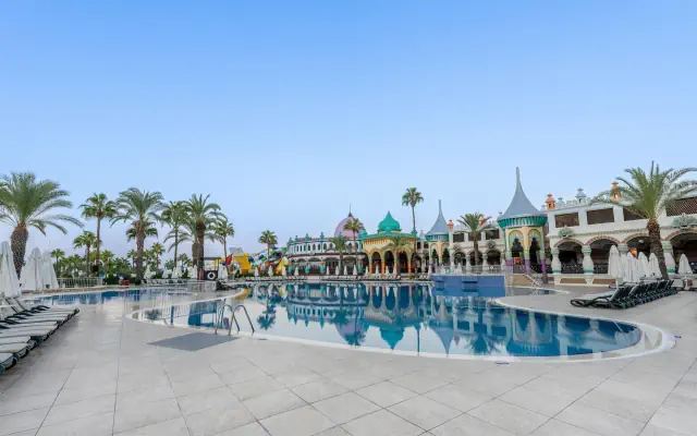 Kamelya Aishen Club (ex. Kamelya Aishen K Club)