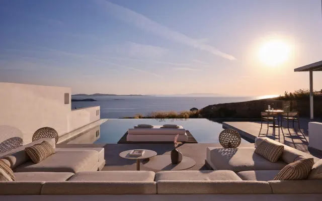 Deos Mykonos