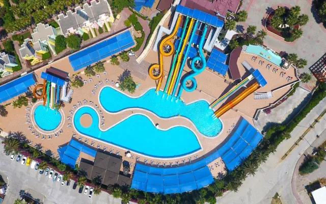 VONResort Golden Beach
