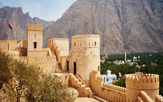 Emiraty Arabskie i Oman - Złote wrota pustyni
