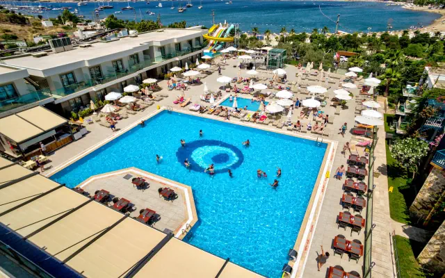 Jasmine Beach
