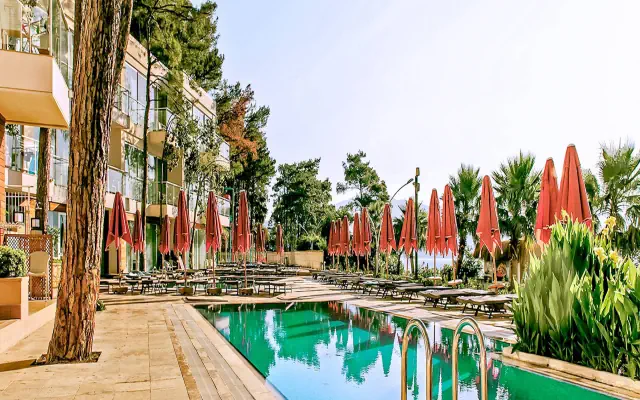 Orka Lotus Beach