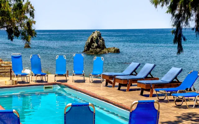 Aqua Rosa Aparthotel