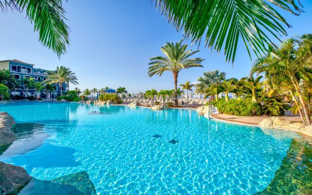 Lopesan Villa Del Conde