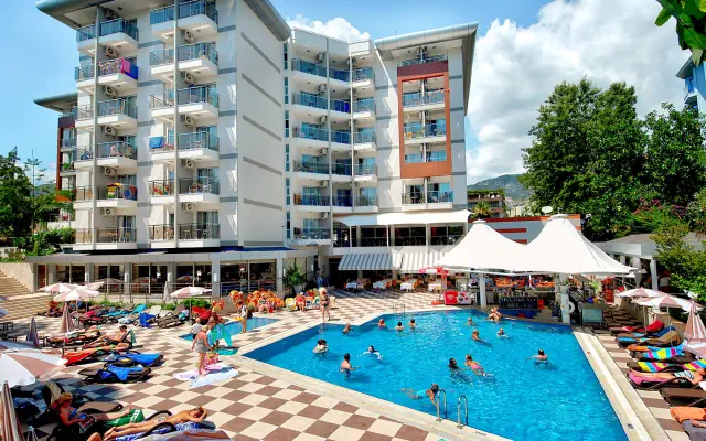 Grand Okan