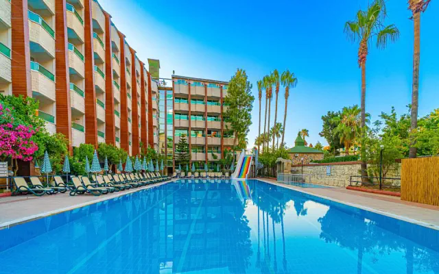 Club Monte Carlo (ex. Club Tess)