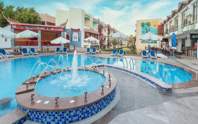 Minamark Beach Resort & Spa