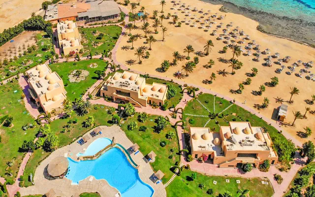 Wadi Lahmy Azur Resort