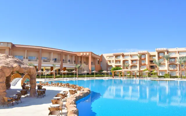 Parrotel Lagoon Resort