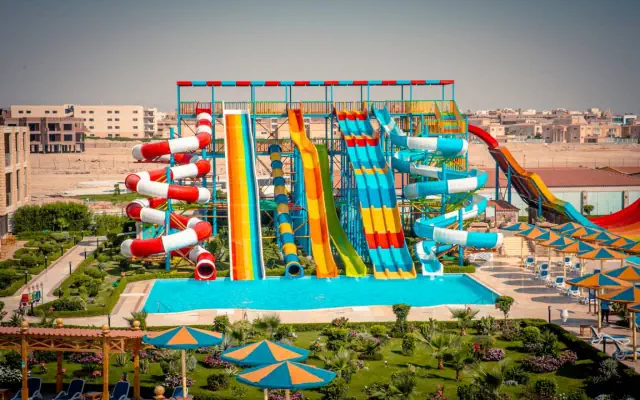  Hawaii Paradise Aqua Park Resort 