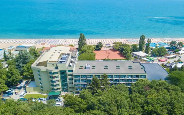 Palm Beach (Golden Sands)