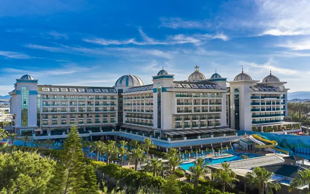 Luna Blanca Resort & Spa