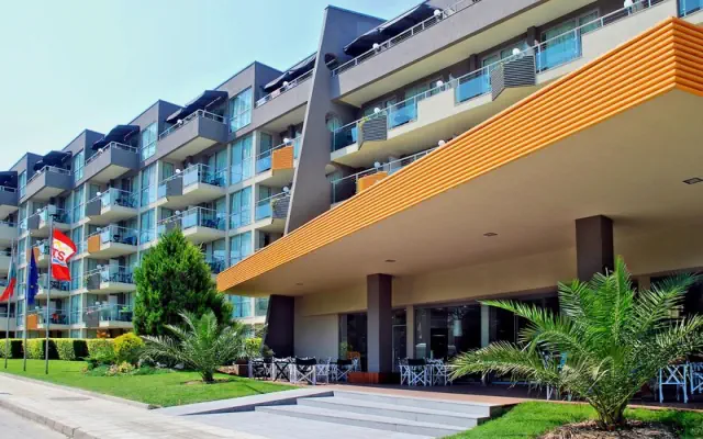 Excelsior (Golden Sands)